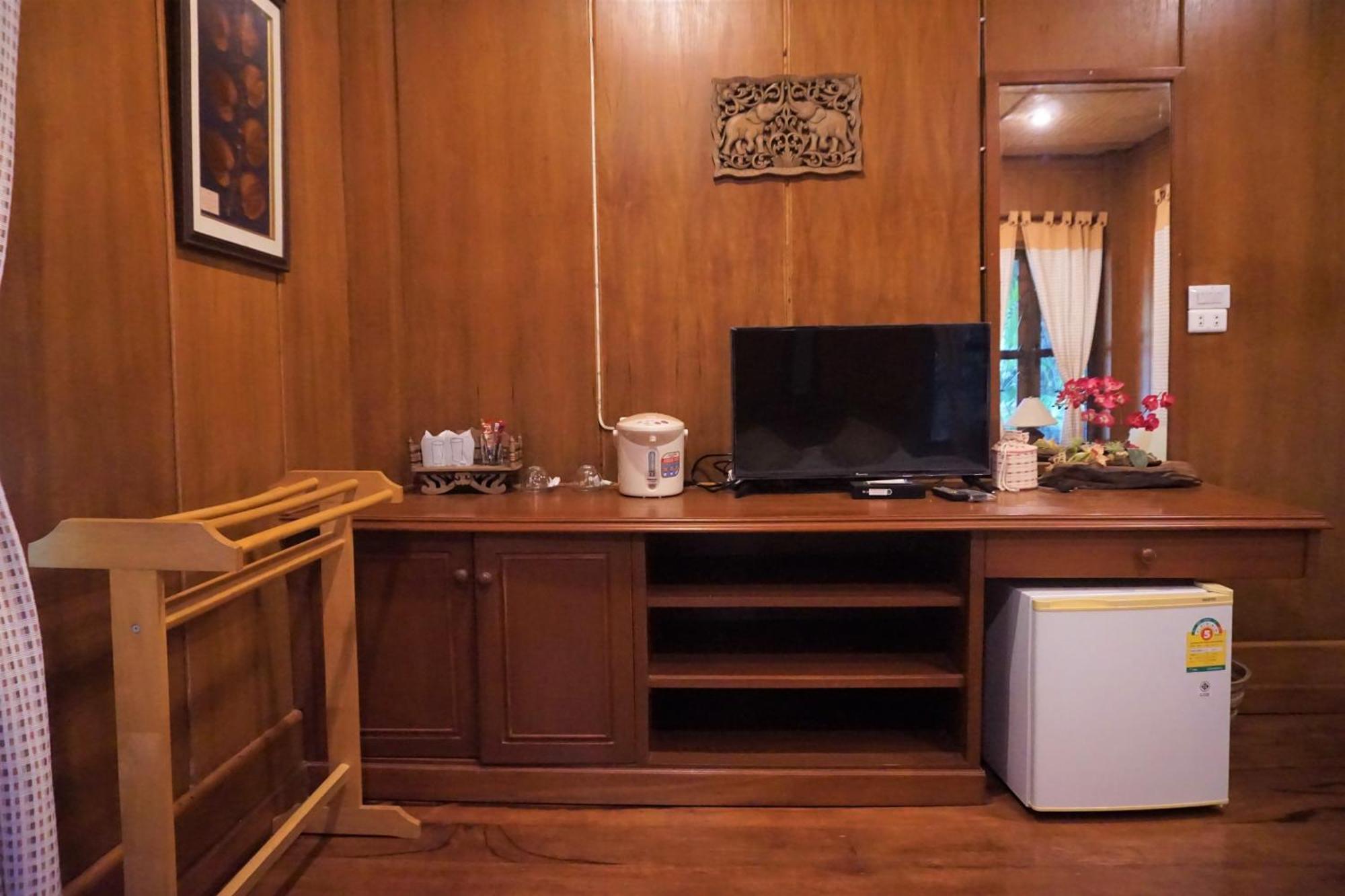Отель Bhupimarn Garden House Чом Тхонг Экстерьер фото